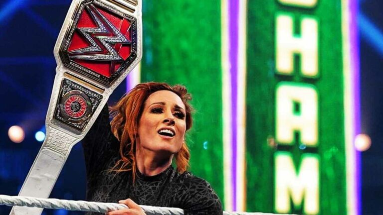 Becky Lynch Elimination Chamber Lita